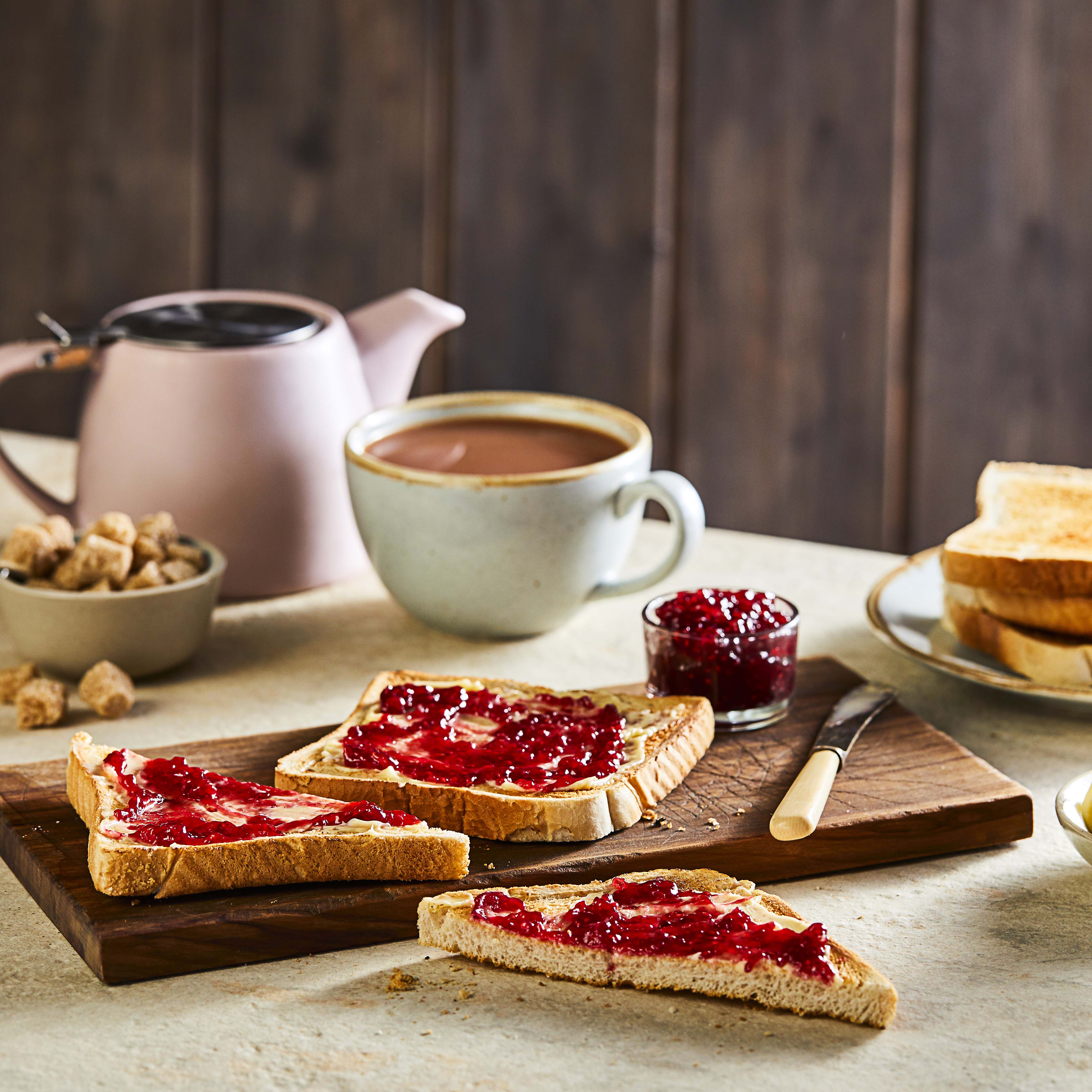 Chefs’ Selections Extra Thick Sandwich White Bread (16+2)